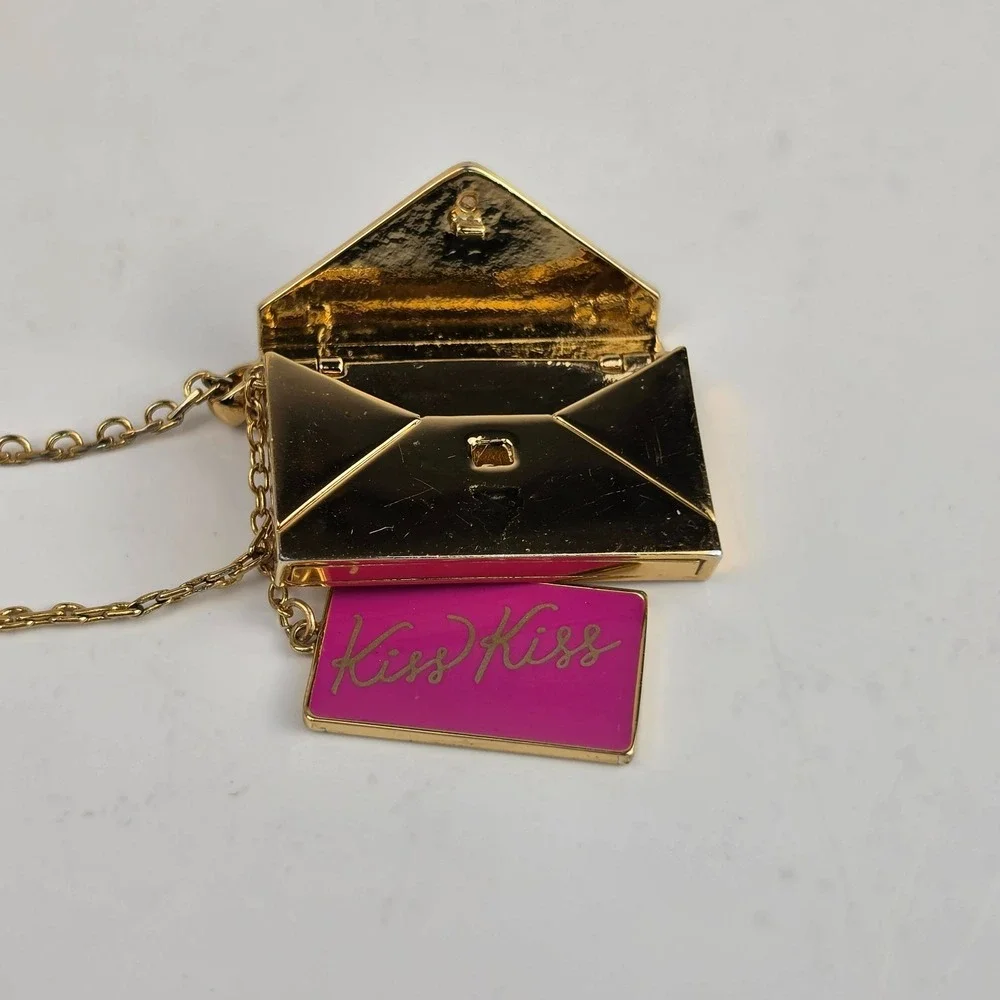 kate spade this beauty